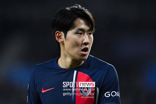 ▲ 파리 생제르맹(PSG)의 루이스 캄포스 단장은 13일(한국시간) 미국 ‘CBS스포츠’와 인터뷰에서 라민 야말 영입설에 대한 질문을 받았다. 이에 캄포스 단장은 “사실이 아니다. 야말은 분명 환상적인 선수다. 하지만 우리에겐 이미 좋은 선수들이 많이 있다. 이강인과 우스만 뎀벨레, 마르코 아센시오 등 현재 팀에 있는 선수들에게 만족하고 있다”라고 언급한 것으로 알려졌다.