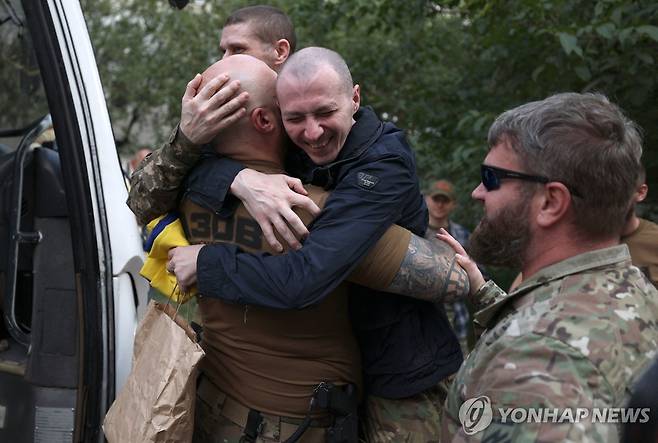 러시아에서 풀려난 우크라이나군  [AFP 연합뉴스 자료사진. 재판매 및 DB 금지]