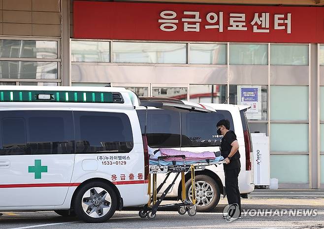 '추석 연휴 앞둔 응급실 상황은?' [연합뉴스 자료사진]