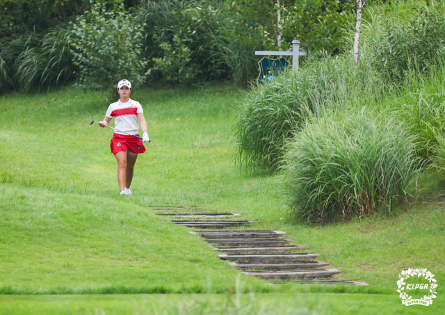 평균 버디 2위에 올라 있는 박현경. 사진 제공=KLPGA