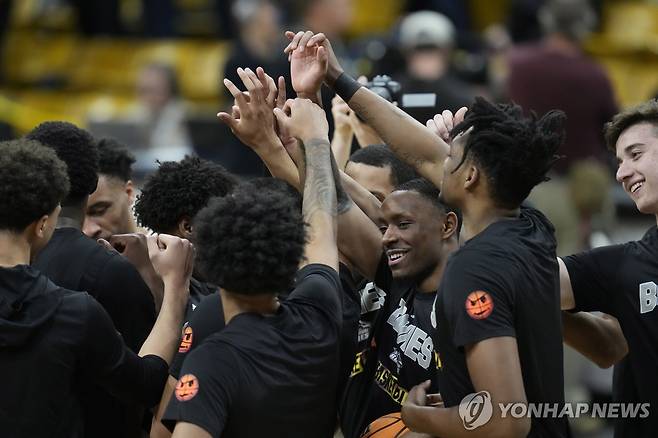 에이드리언 워즈나로스키 기자가 합류하는 세인트 보나벤처대학 농구팀 [AP=연합뉴스 자료사진. 재판매 및 DB 금지]