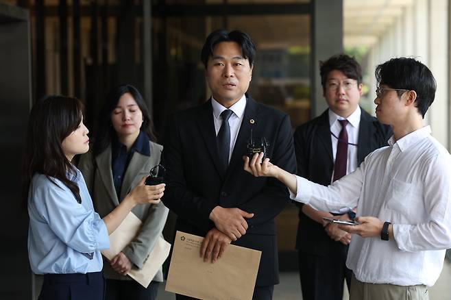 이종배 국민의힘 서울시의원이 지난 6월 19일 서울 서초구 서초동 서울중앙지방검찰청에 김정숙 여사 타지마할 외유 의혹 관련 고발인 조사를 받기 위해 출석하고 있다. /뉴스1