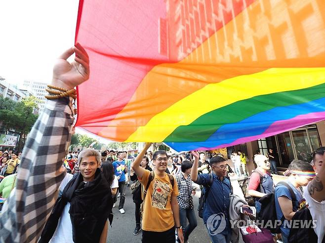 대만 동성결혼 허용 민법 개정 환영 퍼레이드 [EPA 연합뉴스 자료사진]
