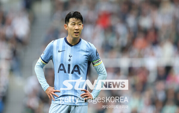 손흥민이 주장 완장을 빼앗길 수 있다? 영국 축구 커뮤니티 '풋볼 팬캐스트'는 20일