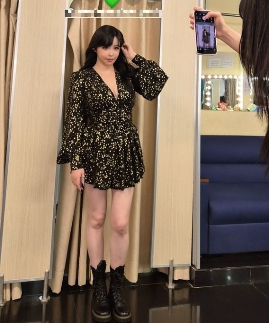 투애니원 박봄. 사진 | 민선 SNS