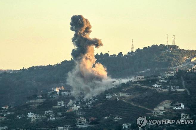 이스라엘의 레바논 남부 공습 [AFP 연합뉴스. 재판매 및 DB 금지]