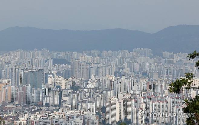 8월 서울 아파트값 상승률 1.27%로 확대. 연합뉴스