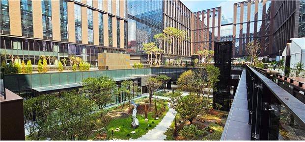 원그로브몰 내부 조경 [태영건설 제공. 재판매 및 DB 금지]