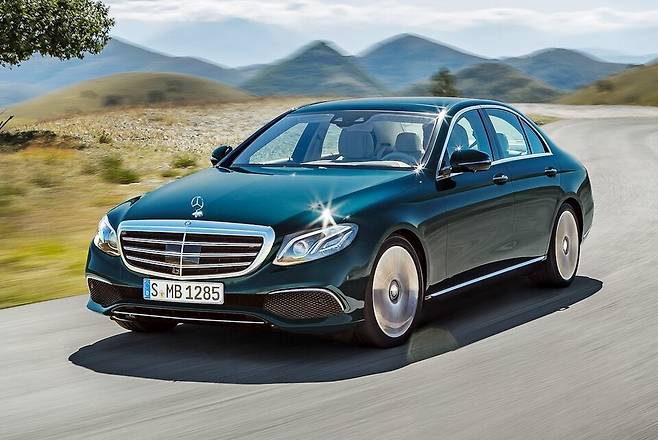 사진 : 메르세데스-벤츠 10세대 E-클래스