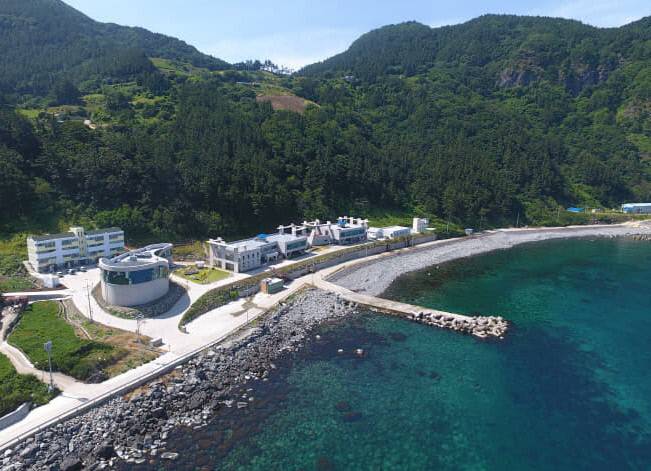 울릉군 북면 현포리 한국해양과학기술원 동해연구소 울릉도 독도해양연구기지 전경 ⓒ한국해양과학기술원