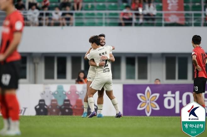 기뻐하는 세징야. 사진=한국프로축구연맹