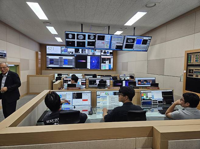 고등광기술연구소 레이저 중앙관측실 [촬영 조승한]