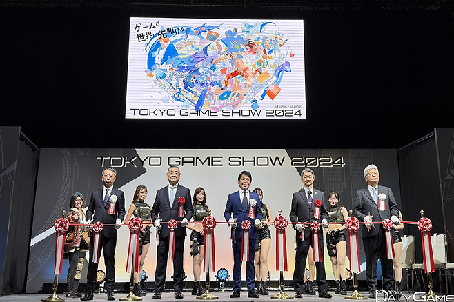 TGS 2024 기간 동안 일본 게임 백서 최신 버전이 출간됐다.