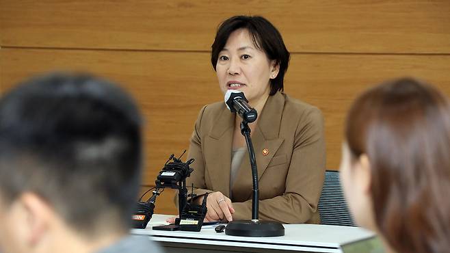 기자 간담회하는 송미령 농림축산식품부 장관 [사진 제공: 연합뉴스]