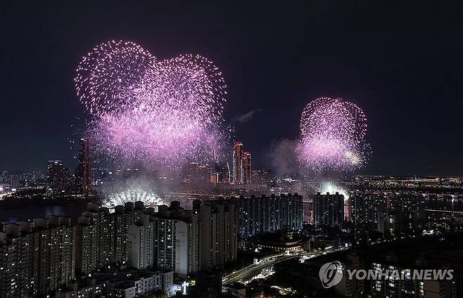 2023 서울세계불꽃축제.ⓒ연합뉴스