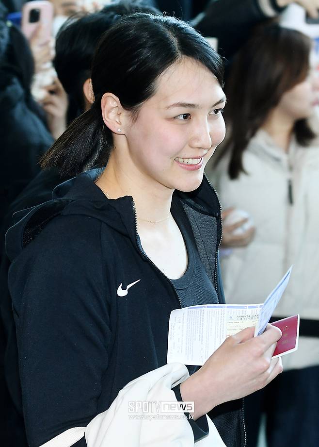 ▲ LA 다저스 오타니 쇼헤이의 아버지 토오루 씨는 최근 일본 언론을 통해 "올해 오타니가 마미코와 결혼한 이후 더욱 침착하게 야구를 하고 있다는 인상을 받았다"라고 말하면서 '결혼 효과'를 인정했다.&nbsp;ⓒ곽혜미 기자