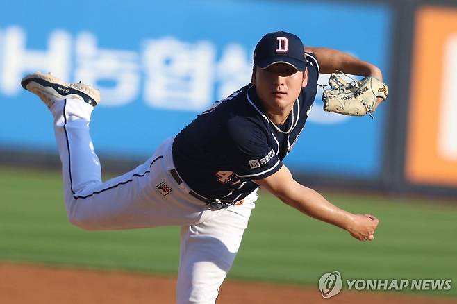 시즌 12승을 거둔 두산 곽빈 [두산 베어스 제공. 재판매 및 DB 금지]