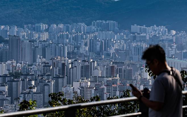 서울 중구 남산에서 바라본 서울 시내 아파트 모습/뉴시스