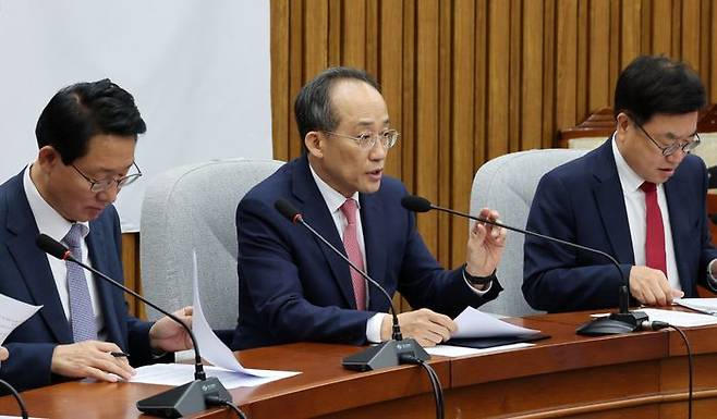 추경호 국민의힘 원내대표가 4일 오전 국회에서 열린 원내대책회의에서 발언하고 있다. ⓒ뉴시스