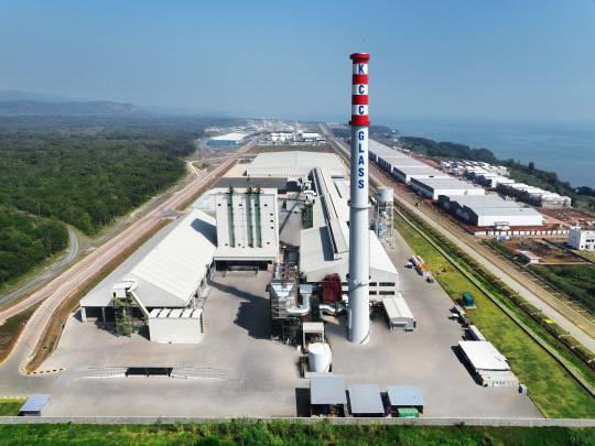 KCC글라스 인도네시아법인 바탕공장 전경.