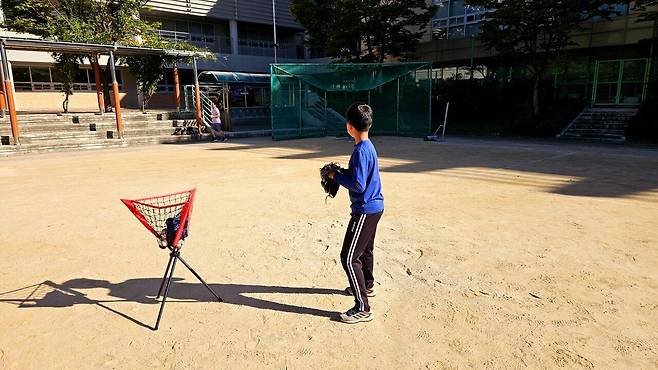 20241003_091819.jpg 아들과 오전 야구 연습 후 돌솥제육 비빔밥