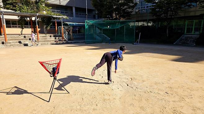 20241003_091821.jpg 아들과 오전 야구 연습 후 돌솥제육 비빔밥