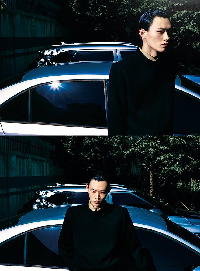 클래식 테일러 니트 스웨터·라이트 테일러드 울 셔츠·레더 타이 모두 가격미정 보테가 베네타 제품.