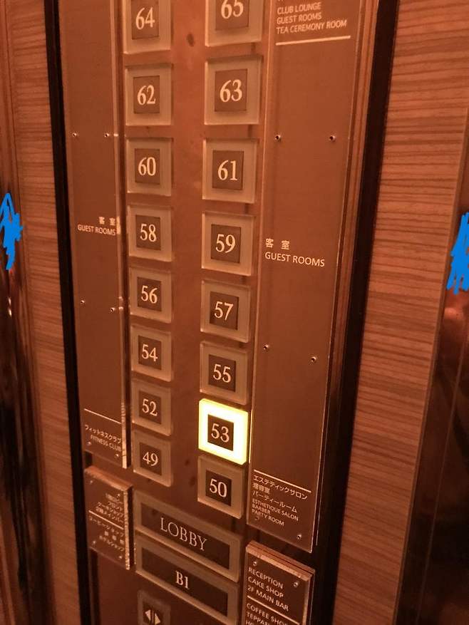 0490f719b1836ff620b5c6b236ef203ebcf3834dbf6a5cb9