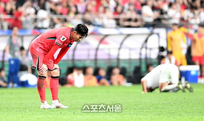 부상으로 축구대표팀에서 하차한 손흥민. 박진업기자 upandup@sportsseoul.com