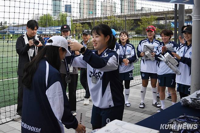 9일 서울 양천구 해마루 축구장에서 ‘2024 레울컵’이 열렸다. 사진=이영재 기자