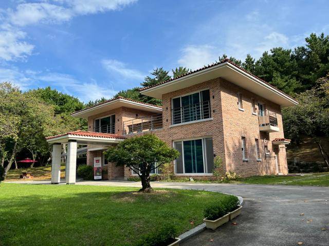 경남도지사 관사 전경. 경남도 제공