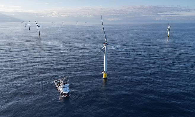노르웨이 국영에너지기업 에퀴노르의 북해 부유식 해상풍력 ‘하이윈드 탐펜(Hywind Tampen)’. 에퀴노르 제공