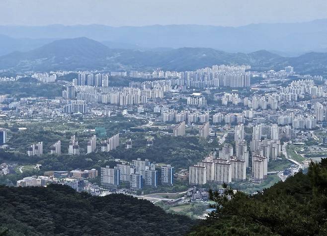 치악산에서 바라본 원주시 전경 [촬영 이재현]