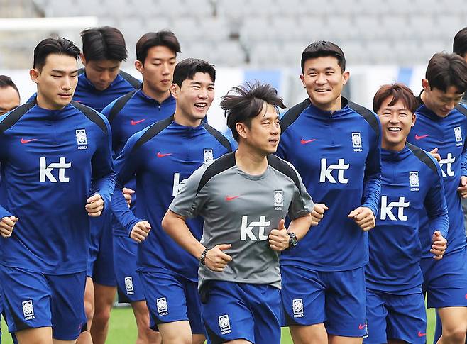 한국 축구대표팀이 훈련하고있다.