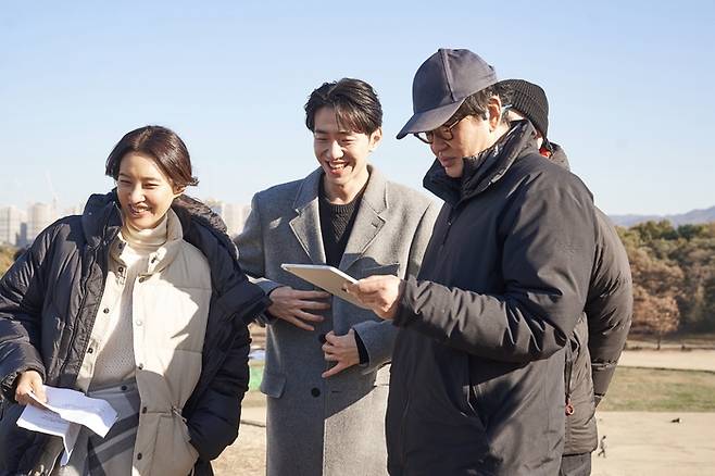 티빙 ‘대도시의 사랑법’ 촬영 장면.