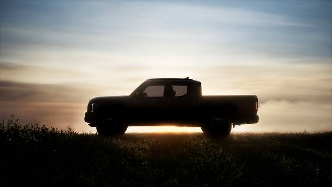 기아가 사우디 제다에서 첫 픽업트럭 타스만을 공개한다.