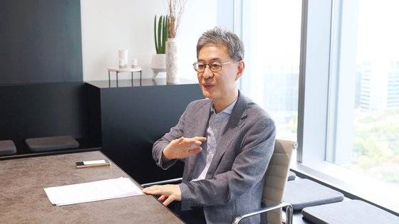 이채원 라이프자산운용 이사회 의장은 “앞으로 가치주의 시대가 열리고, 한국 주식에도 기회가 올 것”이라고 전망했다. [사진 라이프자산운용]