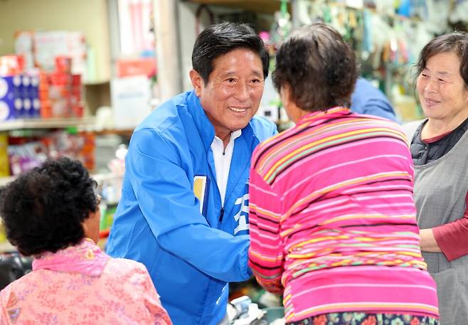 더불어민주당의 조상래 전남 곡성군수 재보궐선거 후보 ⓒ연합뉴스