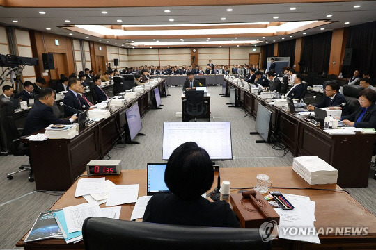 17일 국회 과학기술정보방송통신위원회는 대전 KAIST 본원에서 정부출연연구기관과 과기정통부 직할기관에 대한 국정감사를 실시했다. 연합뉴스 제공