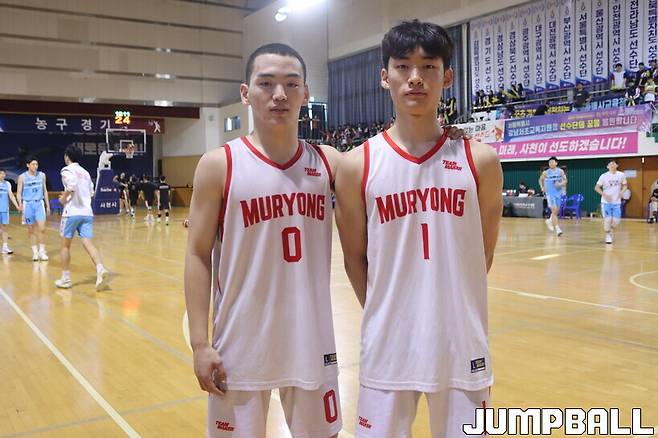 ▲무룡고 2학년 소지호(좌)-이창현(우)