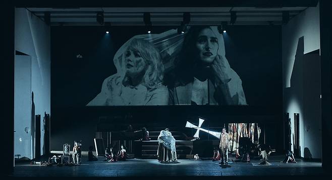 요나 김이 연출한&nbsp;국립오페라단의 바그너 오페라 ‘탄호이저’ 시연 장면. 국립오페라단 제공