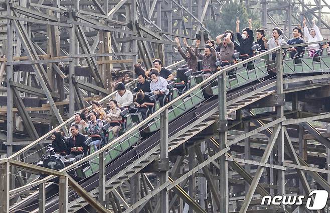 롤러코스터 자료사진 (사진은 기사내용과 무관함) ⓒ News1 DB