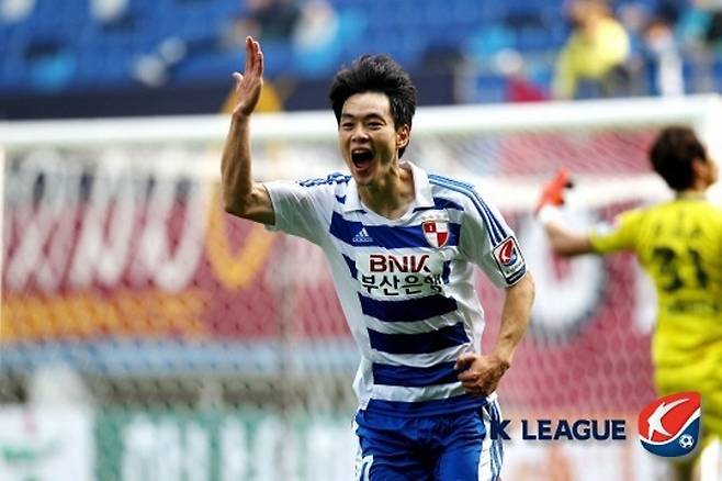 부산 아이파크 시절 한지호. 사진=한국프로축구연맹