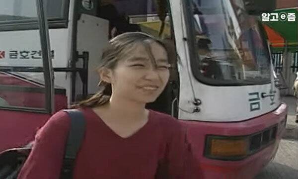 스물 여섯의 한강 작가. EBS다큐 영상 캡처