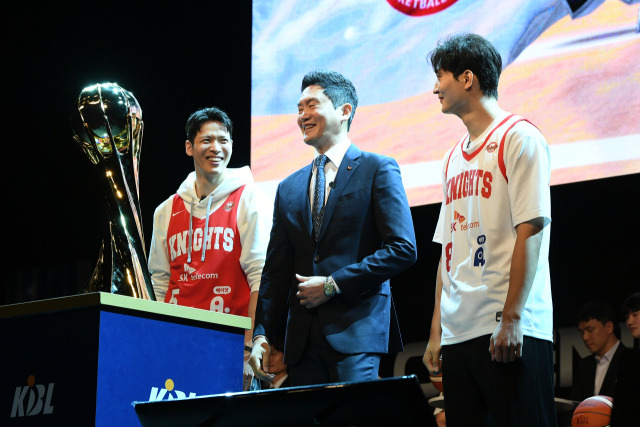 서울 SK 전희철 감독./KBL