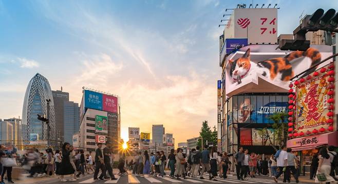 넷플릭스가 최근 가성비 좋은 일본에 많은 공을 들이고 있다.[사진 | 게티이미지뱅크 제공]