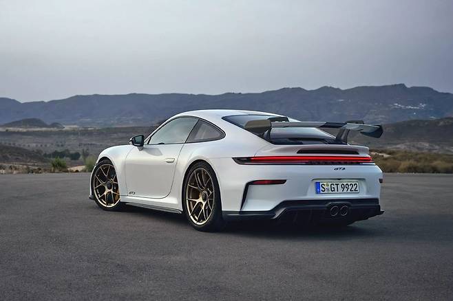 911 GT3 투어링 패키지