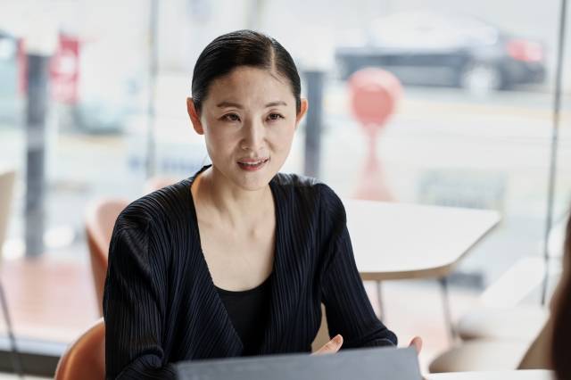 김주원은 2024 부산발레시즌을 위한 부산오페라하우스 발레단의 예술감독을 맡았다. 11월 첫 공연을 앞두고 부산에서 단원들과 연습에 한창이다.               부산 영화의전당