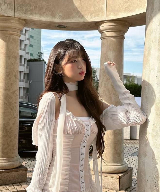 사진출처=장원영SNS