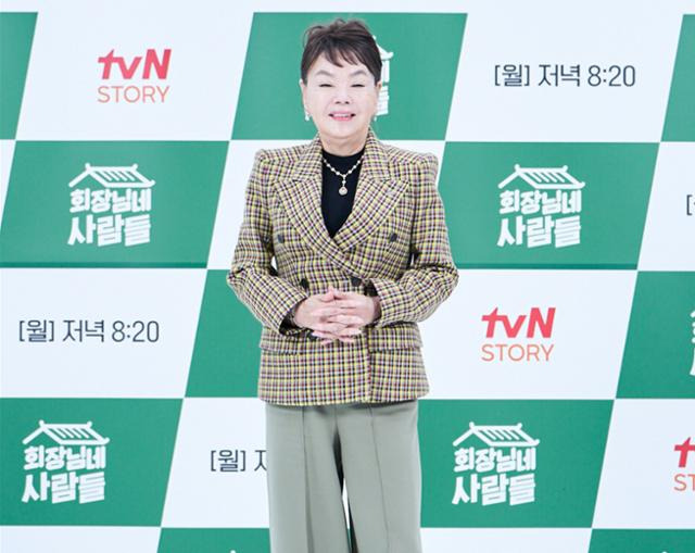 김수미가 세상을 떠난 가운데 아들 정명호가 입장을 밝혔다. tvN 스토리 제공